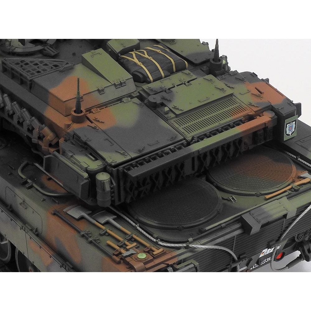 TAMIYA 1/16 Leopard 2 A7V