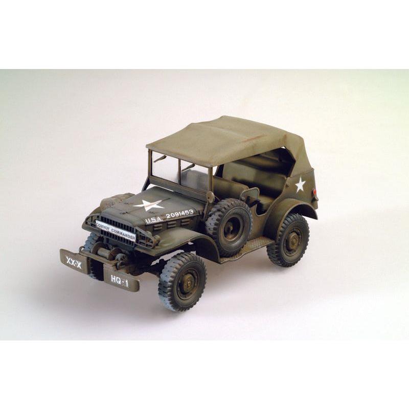 ITALERI 1/35 Dodge Staff Car WC56