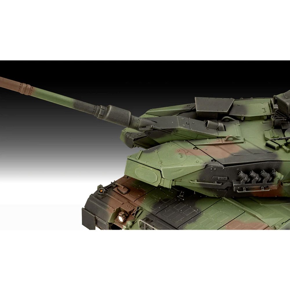 REVELL 1/35 Leopard 2A7A1