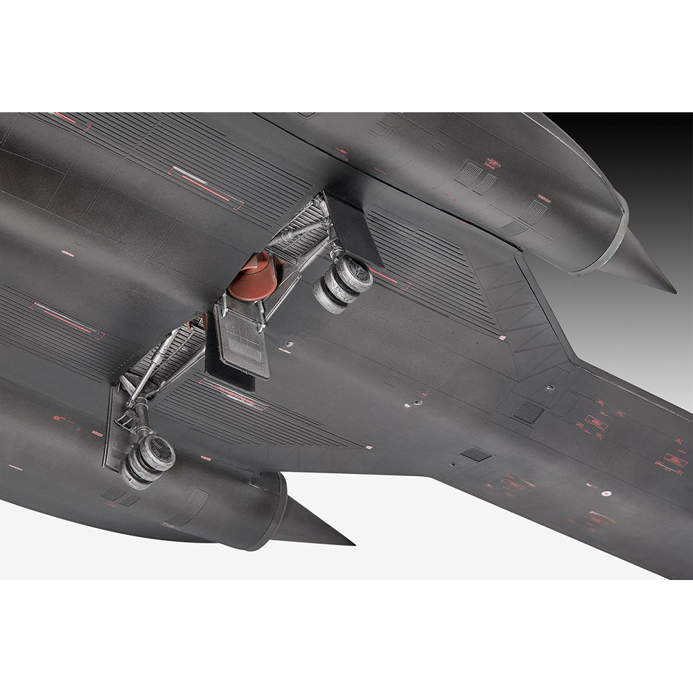 REVELL 1/48 Lockheed Sr-71B Blackbird