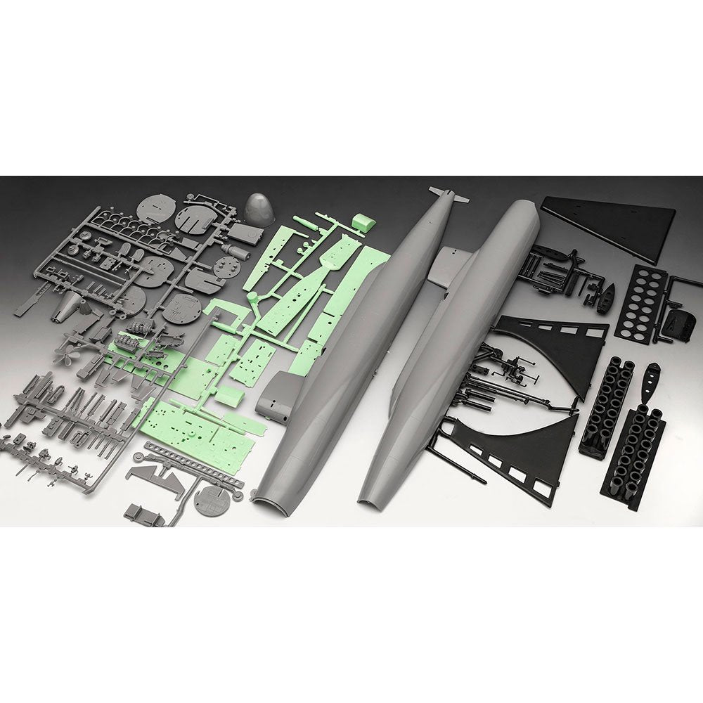REVELL 1/253 S.S.B. ABRAHAM LINCOLN WITH INTERIOR