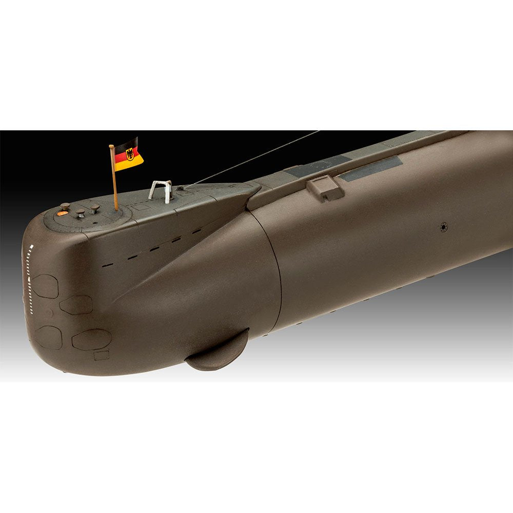 REVELL 1/144 70 YEARS BUNDESWEHR - WILHELM BAUER TYPE 206A CLASS 2