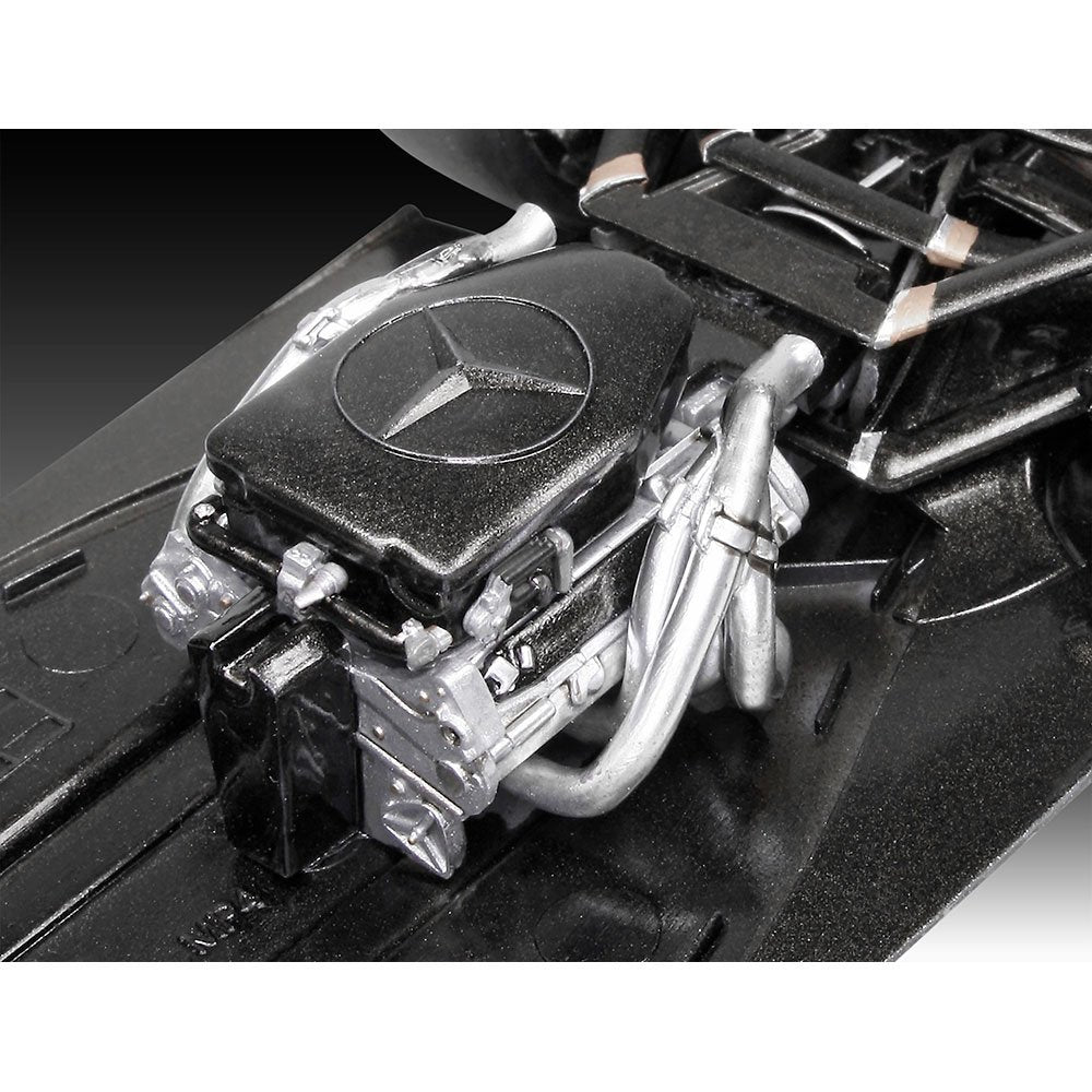 REVELL 1/24 VODAFONE MCLAREN MERCEDES MP4-25 - LEWIS HAMILTON