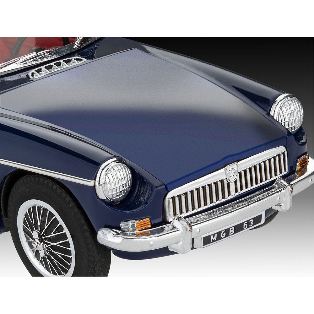 REVELL 1/32 MGB ROADSTER - 75 YEARS OF PLASTIC MODELLING
