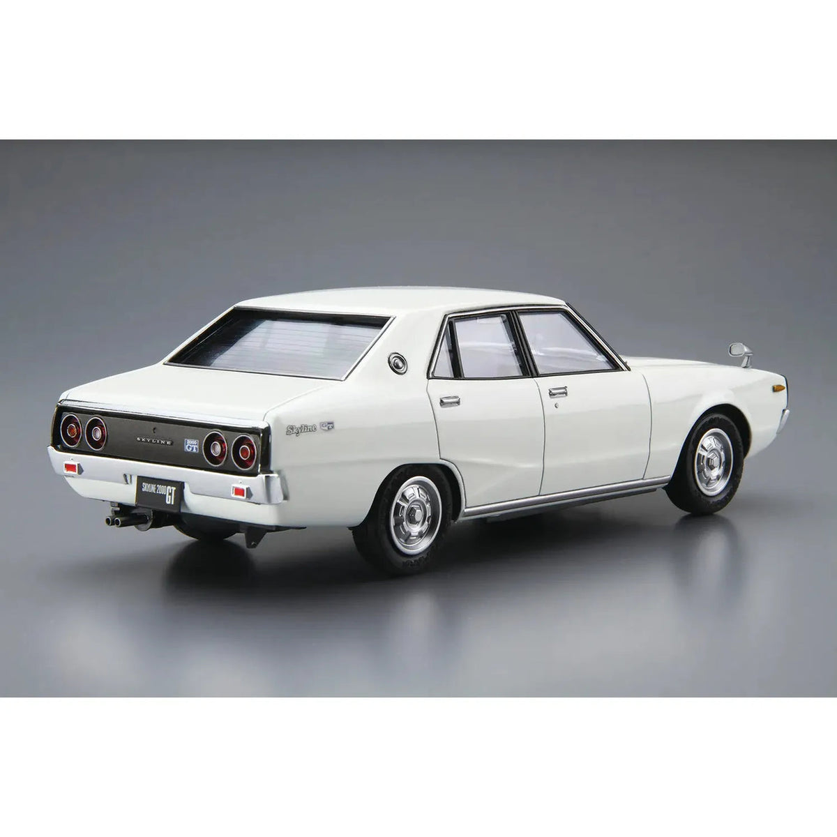 AOSHIMA 1/24 NISSAN GC110 SKYLINE 2000GT '72