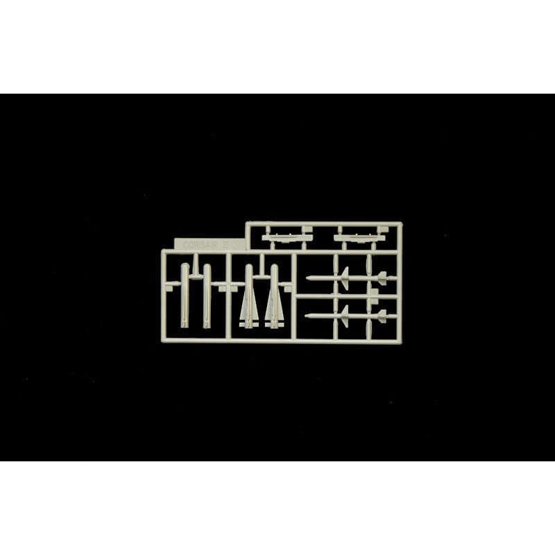 ITALERI 1/72 A-7E Corsair II