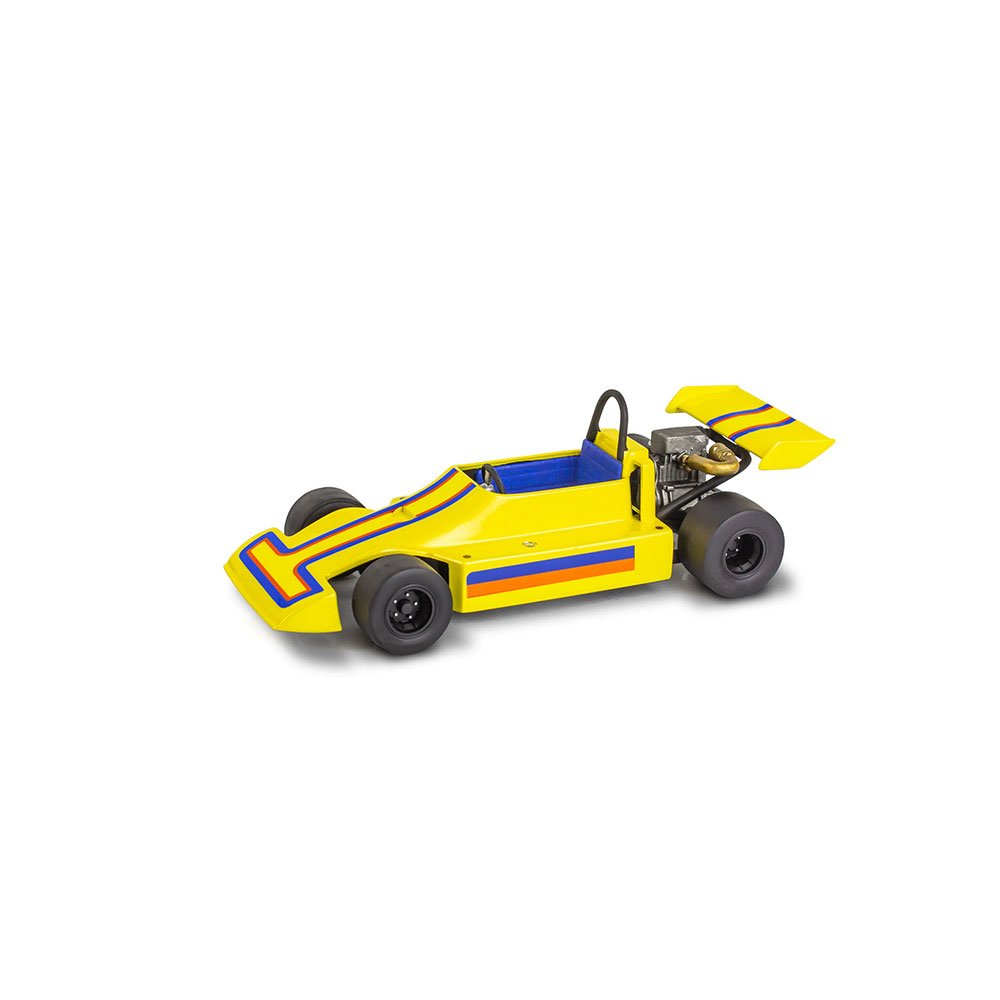 REVELL 1/25 1978 CHEVY 4X4 PICKUP WITH GO-KART AND TRAILER