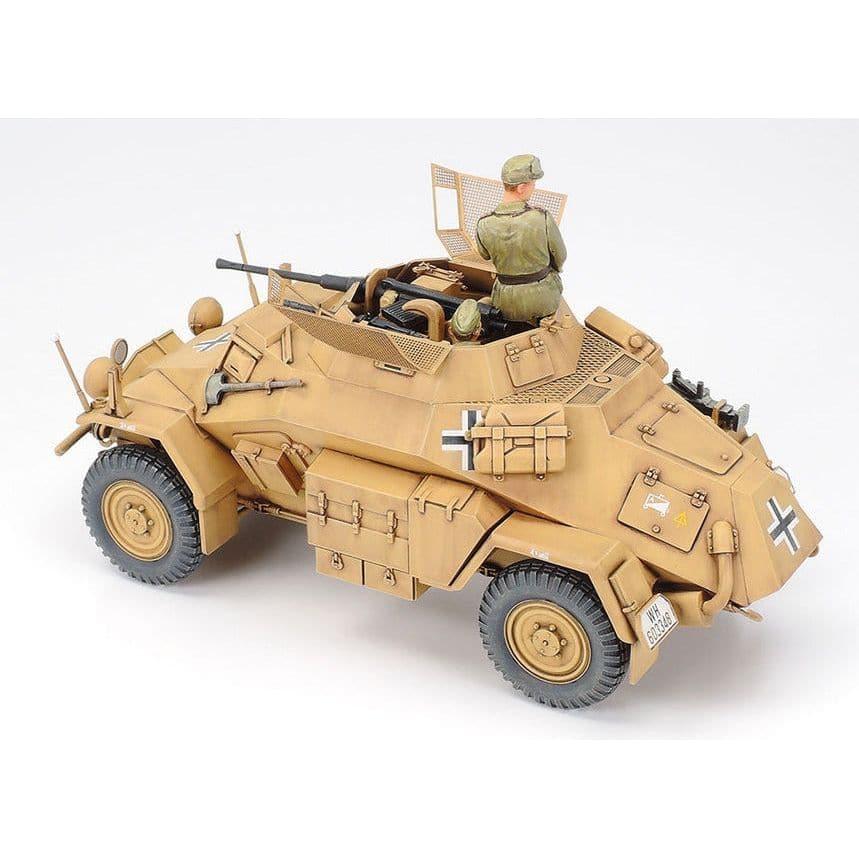 TAMIYA 1/35 German Sd.Kfz.222 Leichter Panzerspahwagen