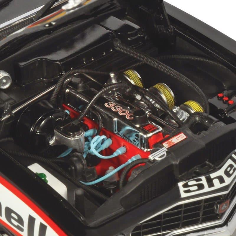 CLASSIC CARLECTABLES 1/18 Holden LJ XU-1 1973 Bathurst 5th Place