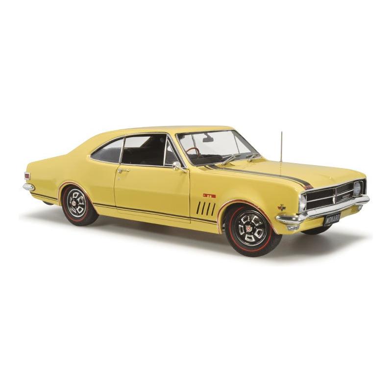 CLASSIC CARLECTABLES 1/18 Holden HK Monaro GTS 327 Warwick Yellow