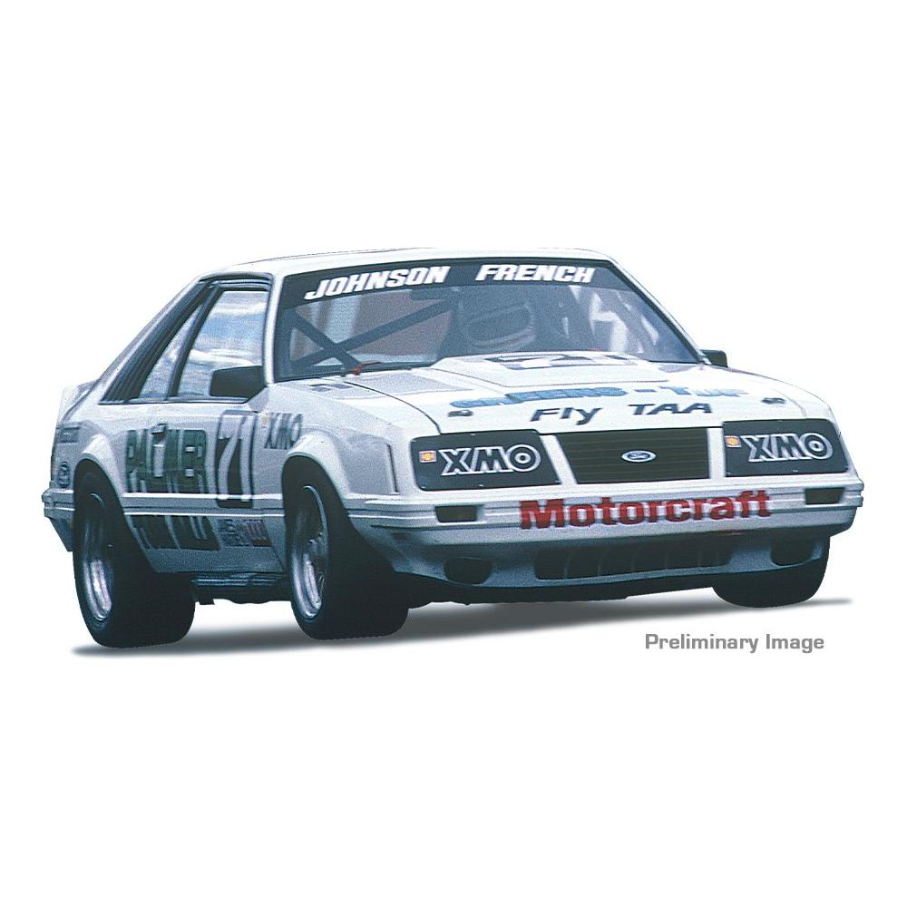 CLASSIC CARLECTABLES 1/18 Ford Mustang GT - 1984 Bathurst