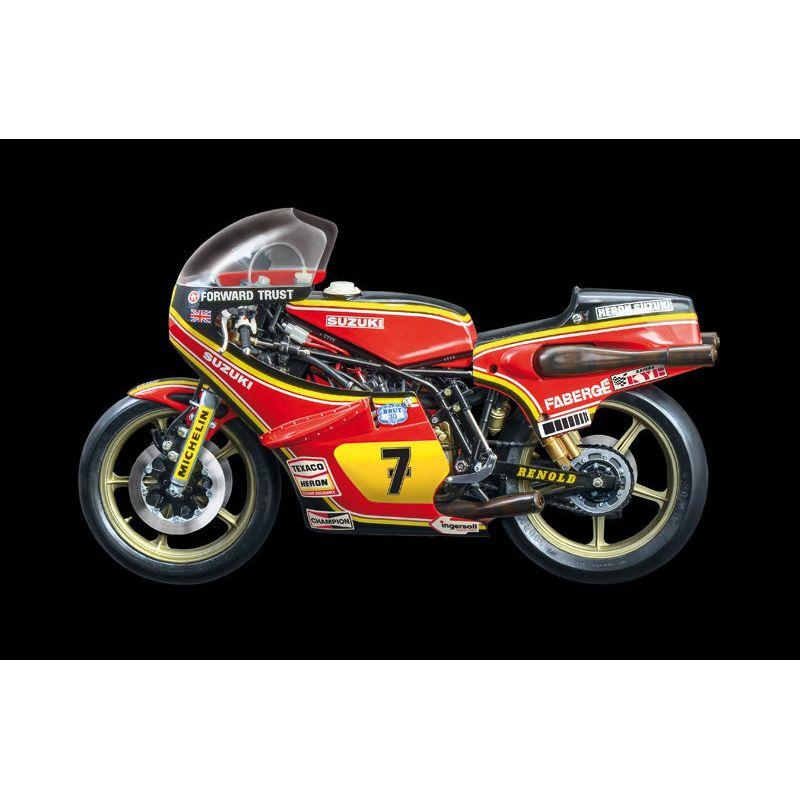 ITALERI 1/9 Suzuki RG 500 XR27 Team Heron Barry Sheene 1978