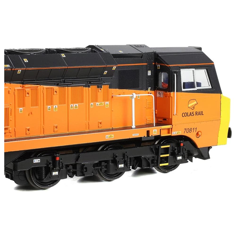 BRANCHLINE OO Class 70 70811 Colas Rail Freight (Air Intake Modifications)
