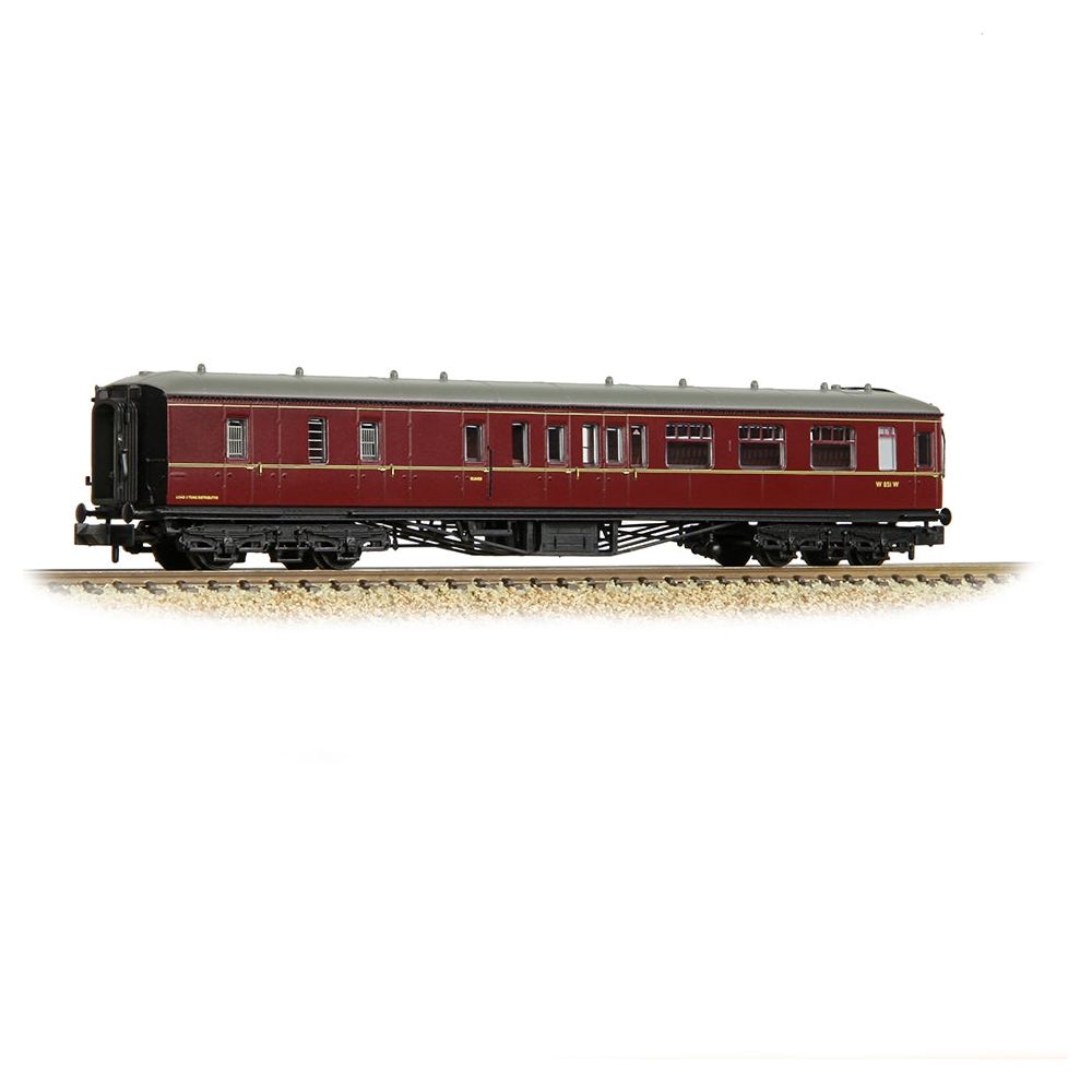 GRAHAM FARISH GWR Hawksworth Brake Second Corridor BR Maroon