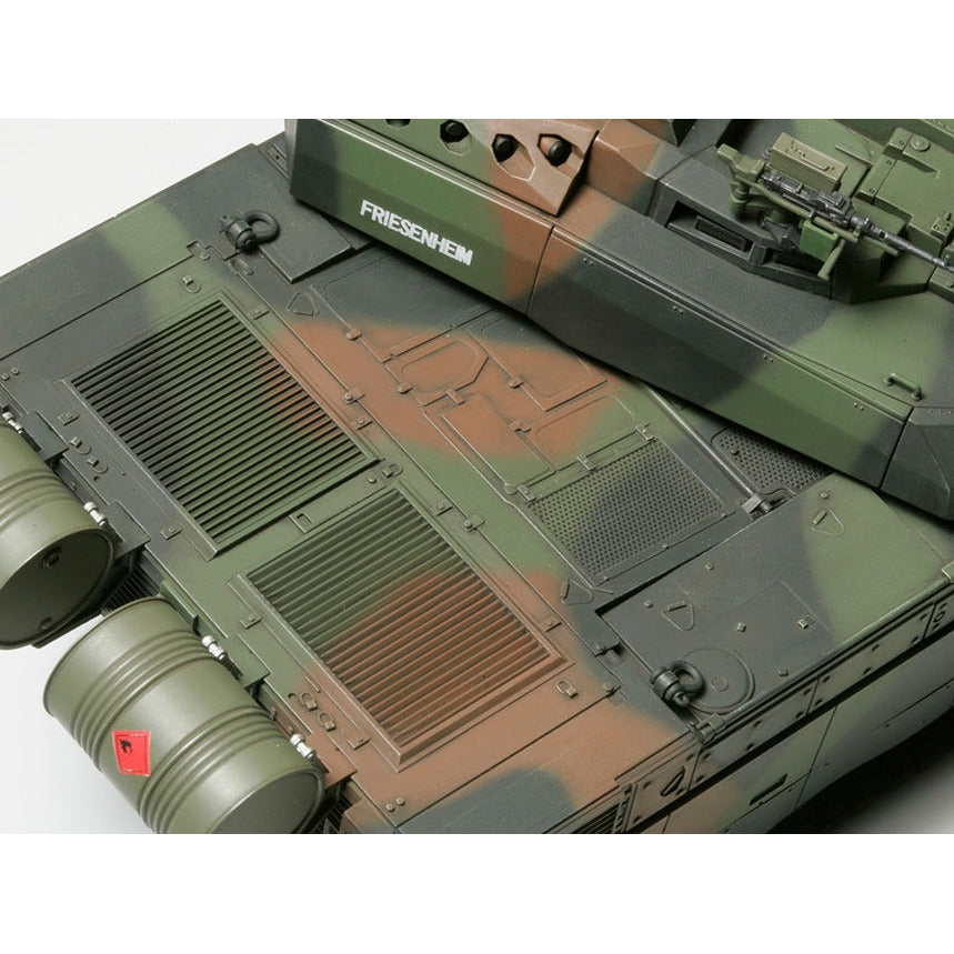 TAMIYA 1/35 Leclerc Series 2 French Main Battle Tank