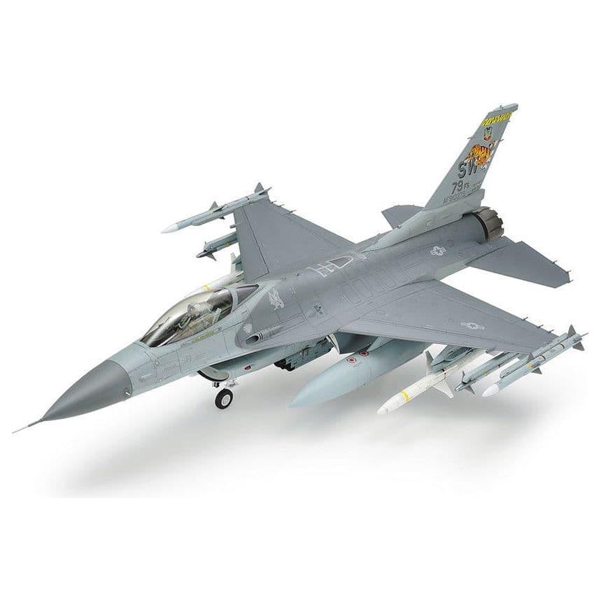 TAMIYA 1/32 F16CJ Fighting Falcon Block 50
