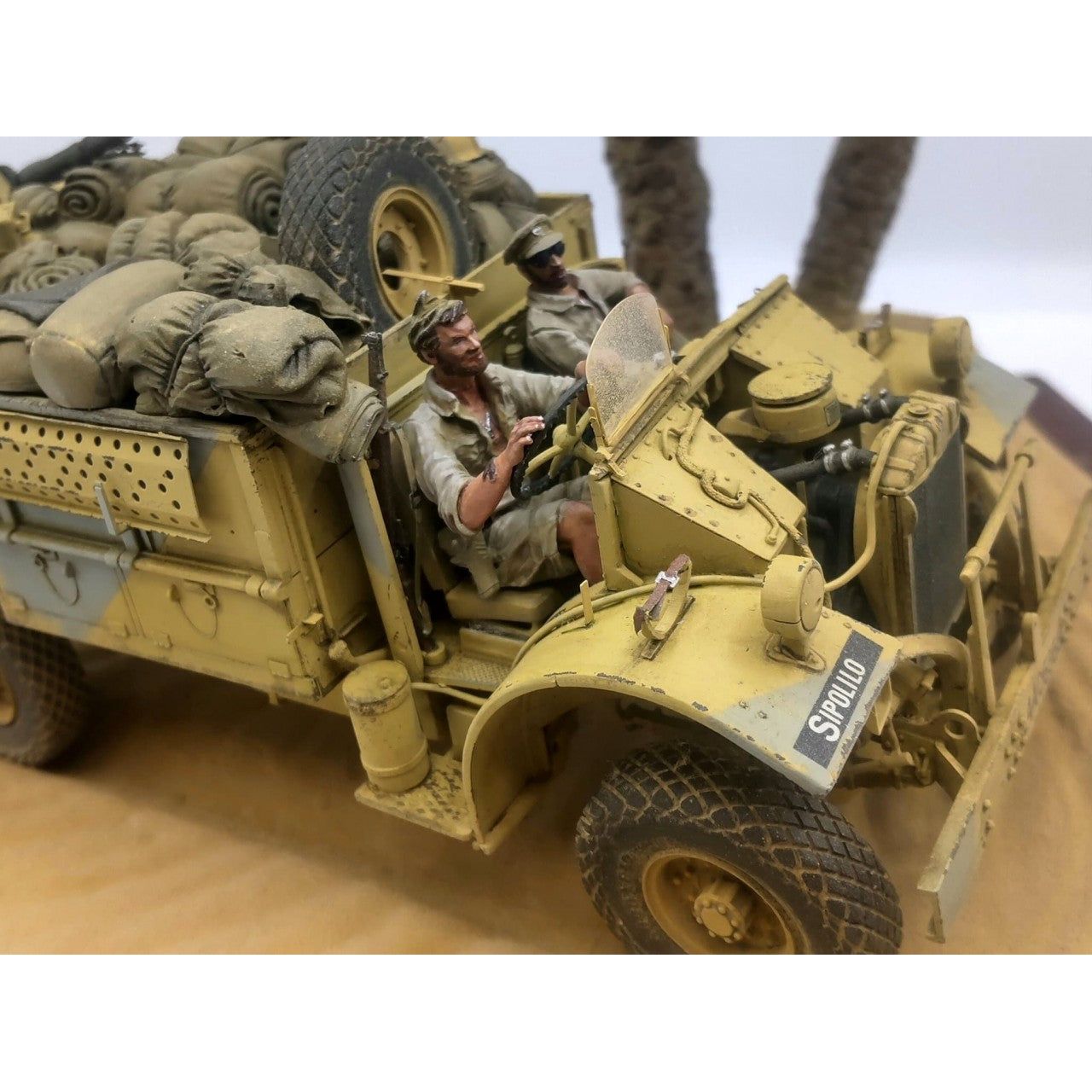 THUNDER MODEL 1/35 LRDG F30 Patrol truck Bonus edition