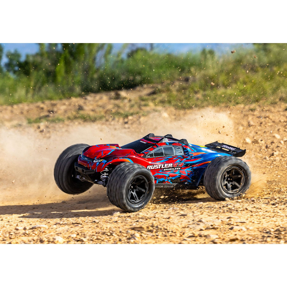 TRAXXAS 1/10 RUSTLER 4X4 BRUSHLESS - RED