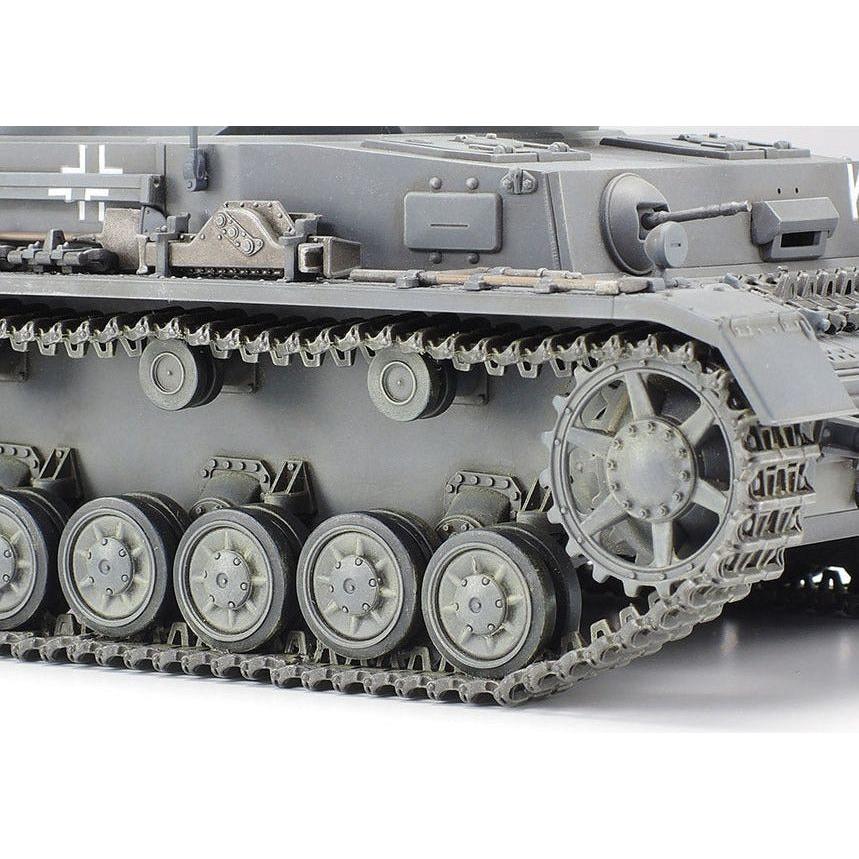 TAMIYA 1/35 Panzerkampfwagen IV Ausf. F