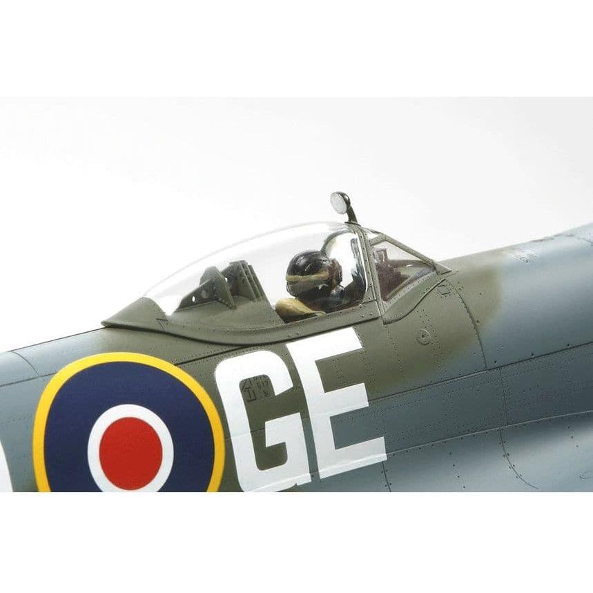 TAMIYA 1/32 Supermarine Spitfire Mk.XVIe