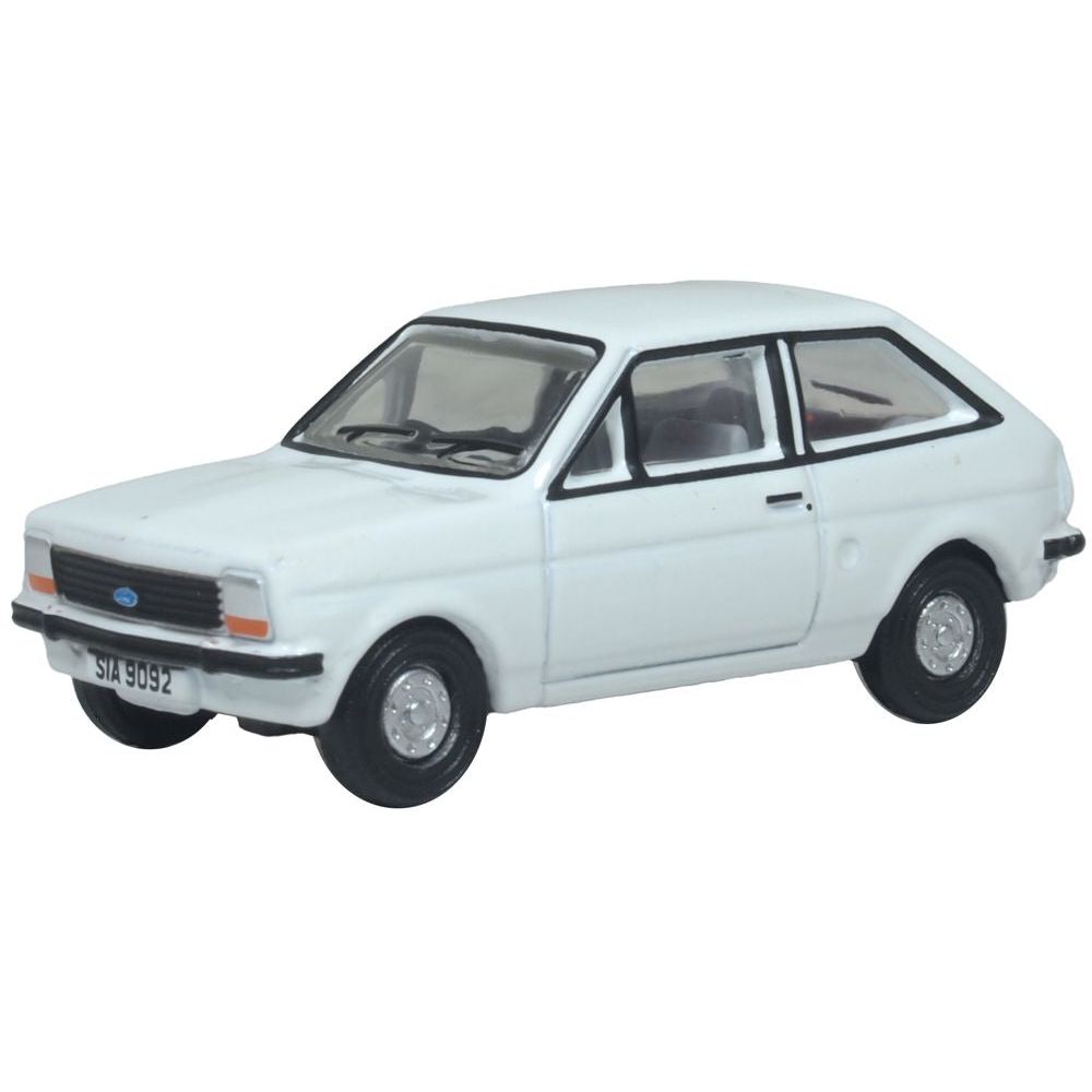 OXFORD 1/76 Ford Fiesta Mk1 Diamond White