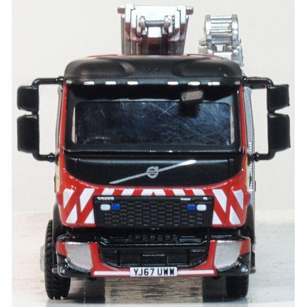 OXFORD 1/76 Volvo FL Emergency One Pump Ladder West Yorkshire Fire Engine