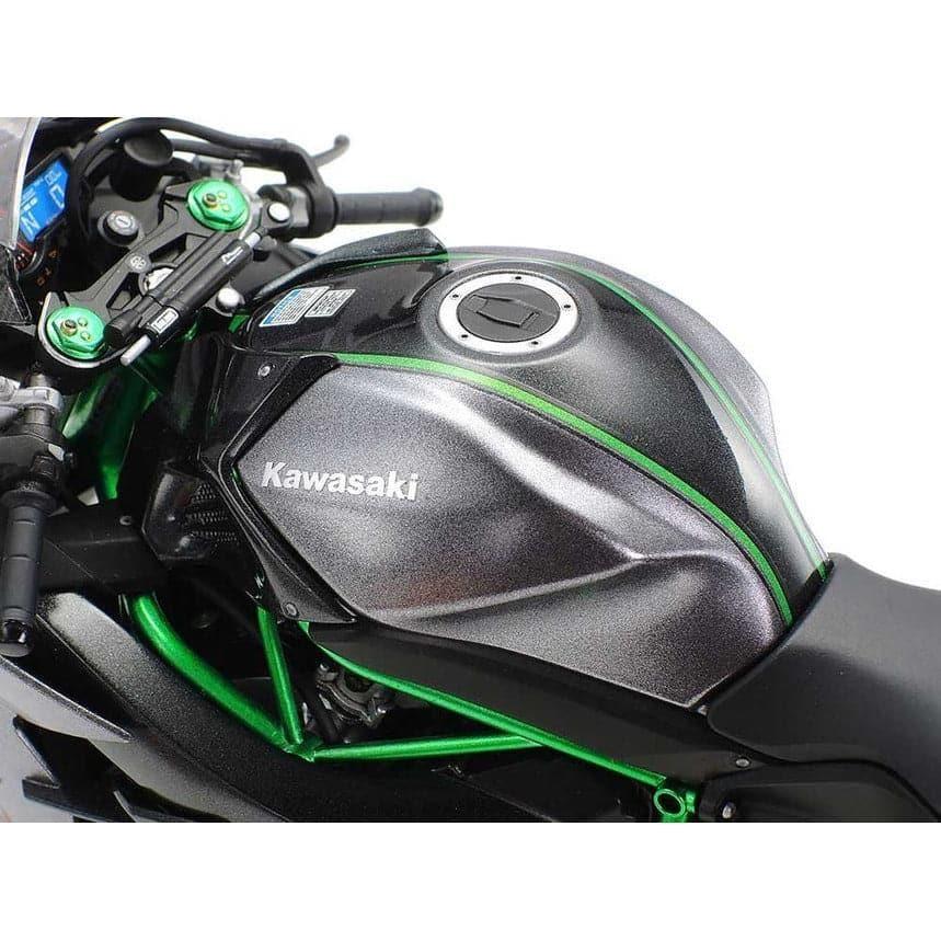 TAMIYA 1/12 Kawasaki Ninja H2 Carbon