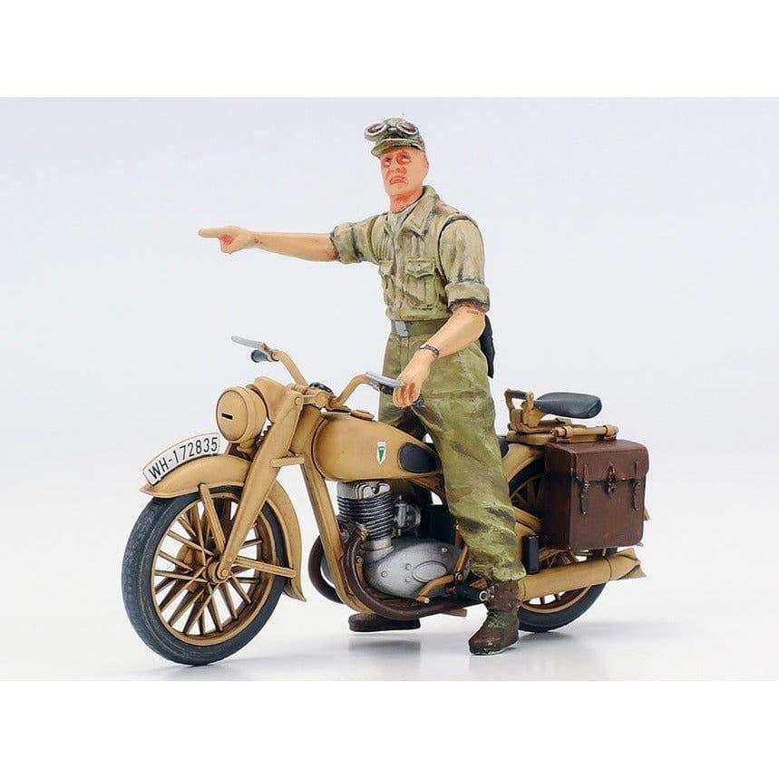 TAMIYA 1/35 German Sd.Kfz.222 Leichter Panzerspahwagen