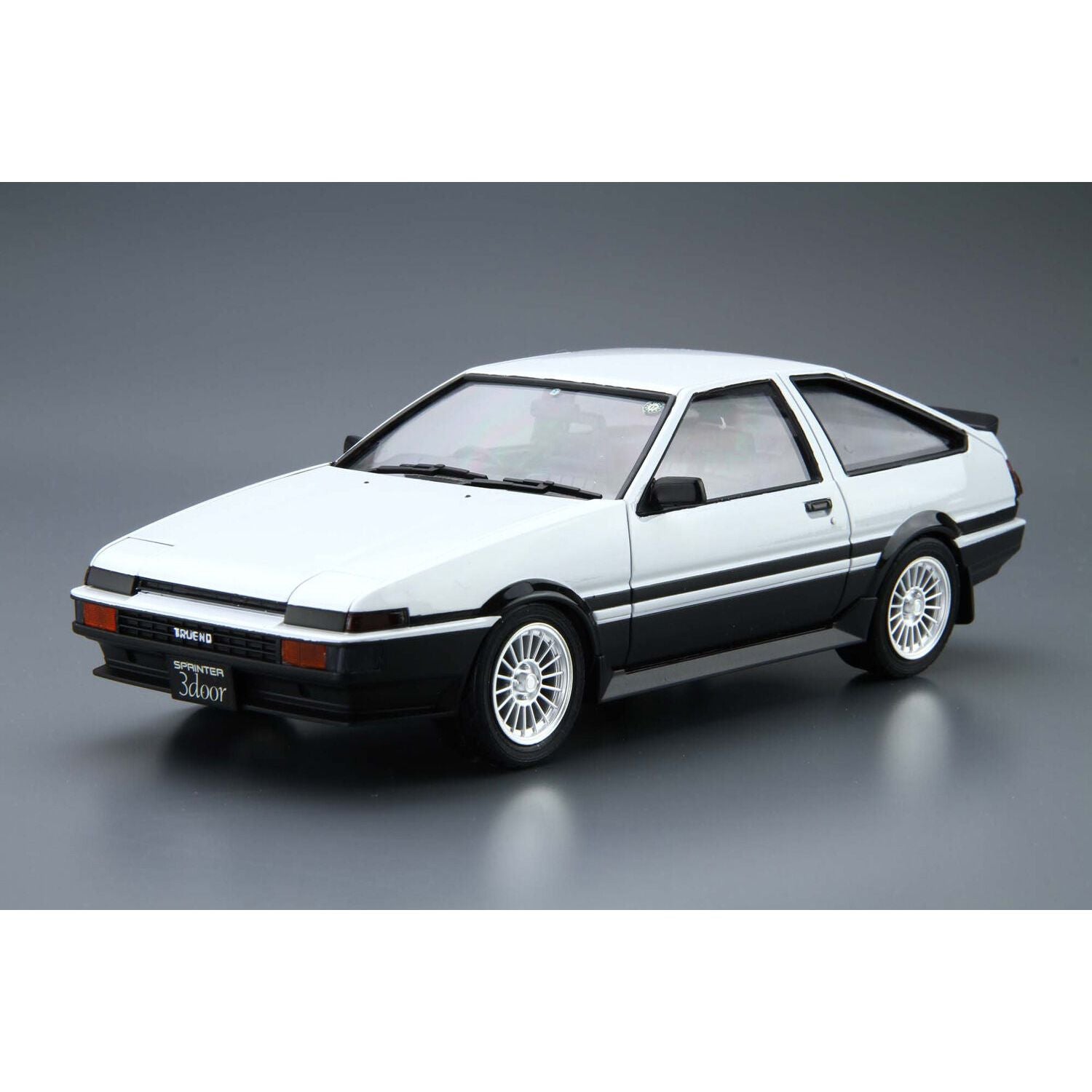 AOSHIMA TOYOTA AE86 SPRINTER
TRUENO GT-APEX '85