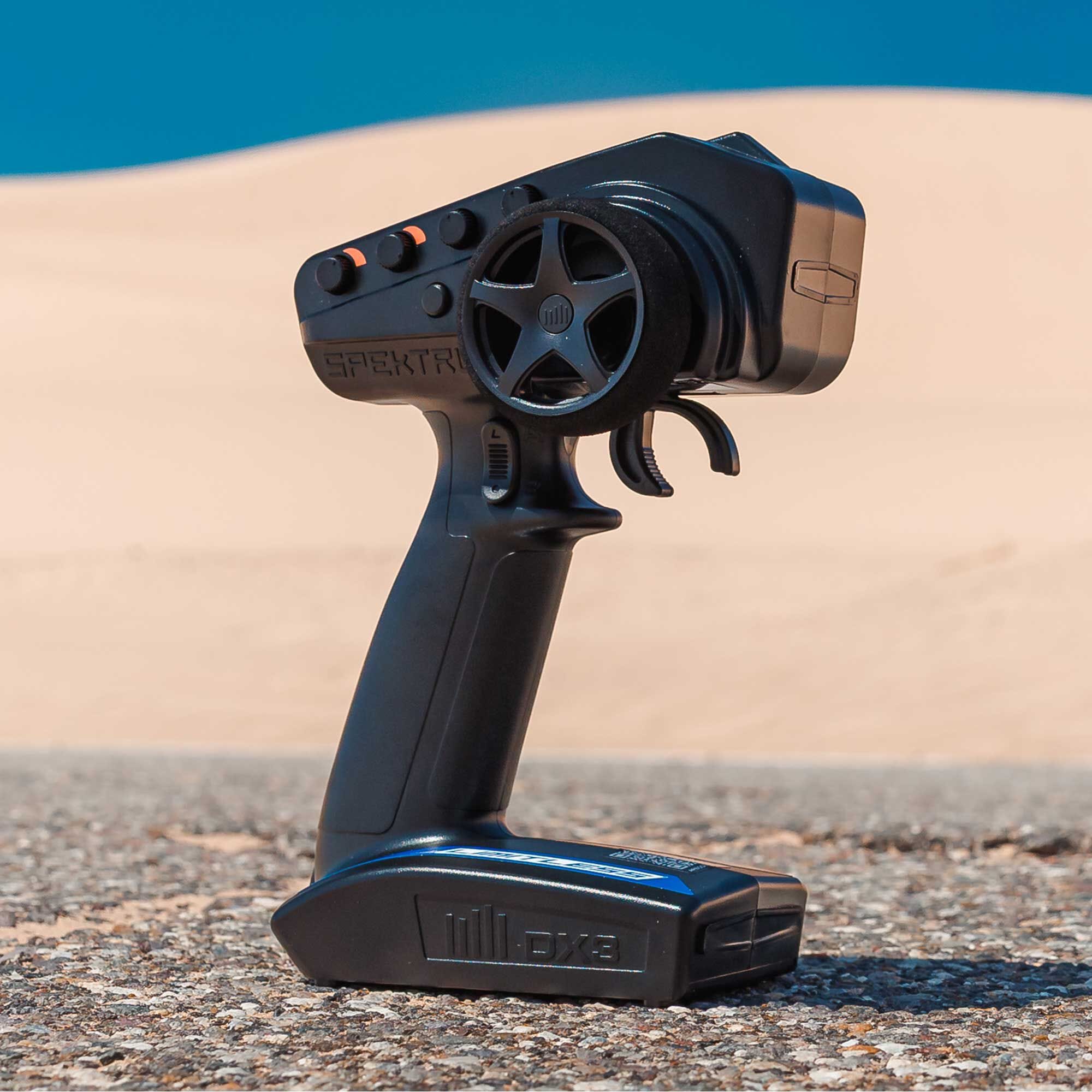 ARRMA 1/7 Limitless 120 8S BLX 4X4 Speed Machine, RTR with AVC, White/Blue, ARA7816T2