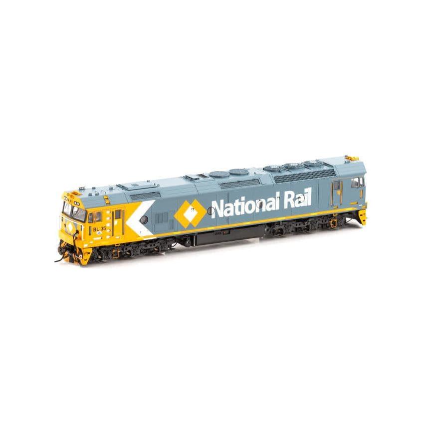 AUSCISION HO BL35 National Rail Arrows Orange & Grey