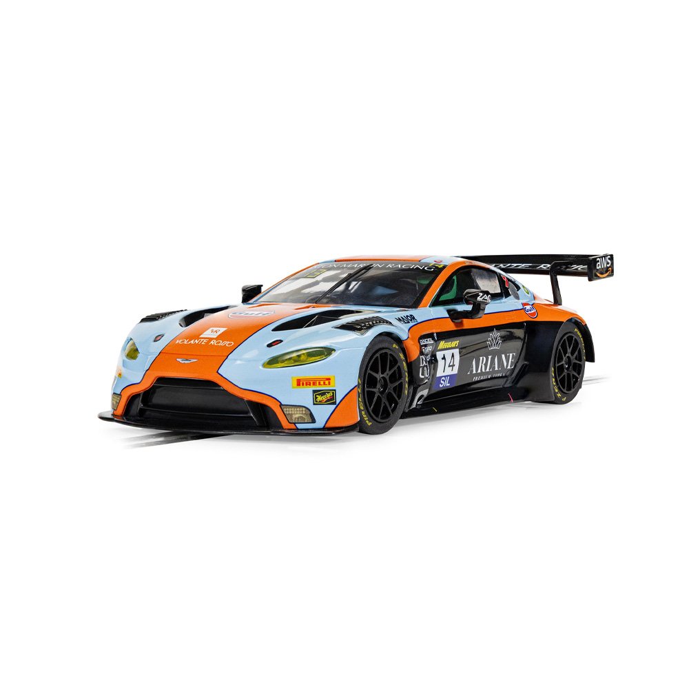 SCALEXTRIC 1/32 Aston Martin GT3 Vantage - 12hrs of Bathurst 2025 - Gulf Edition