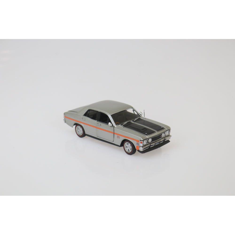 DDA 1/32 Silver Fox XW GTHO Ford