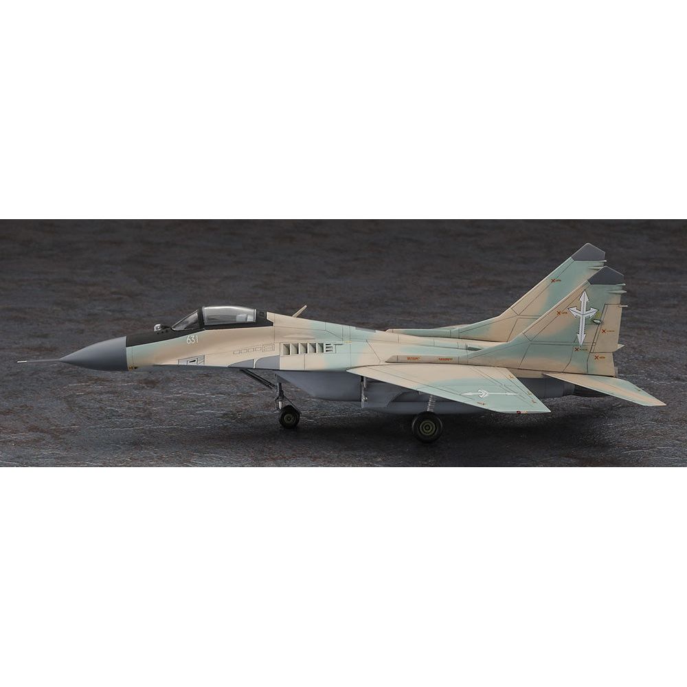 HASEGAWA 1/72 'Macross Zero' Mikoyan-29