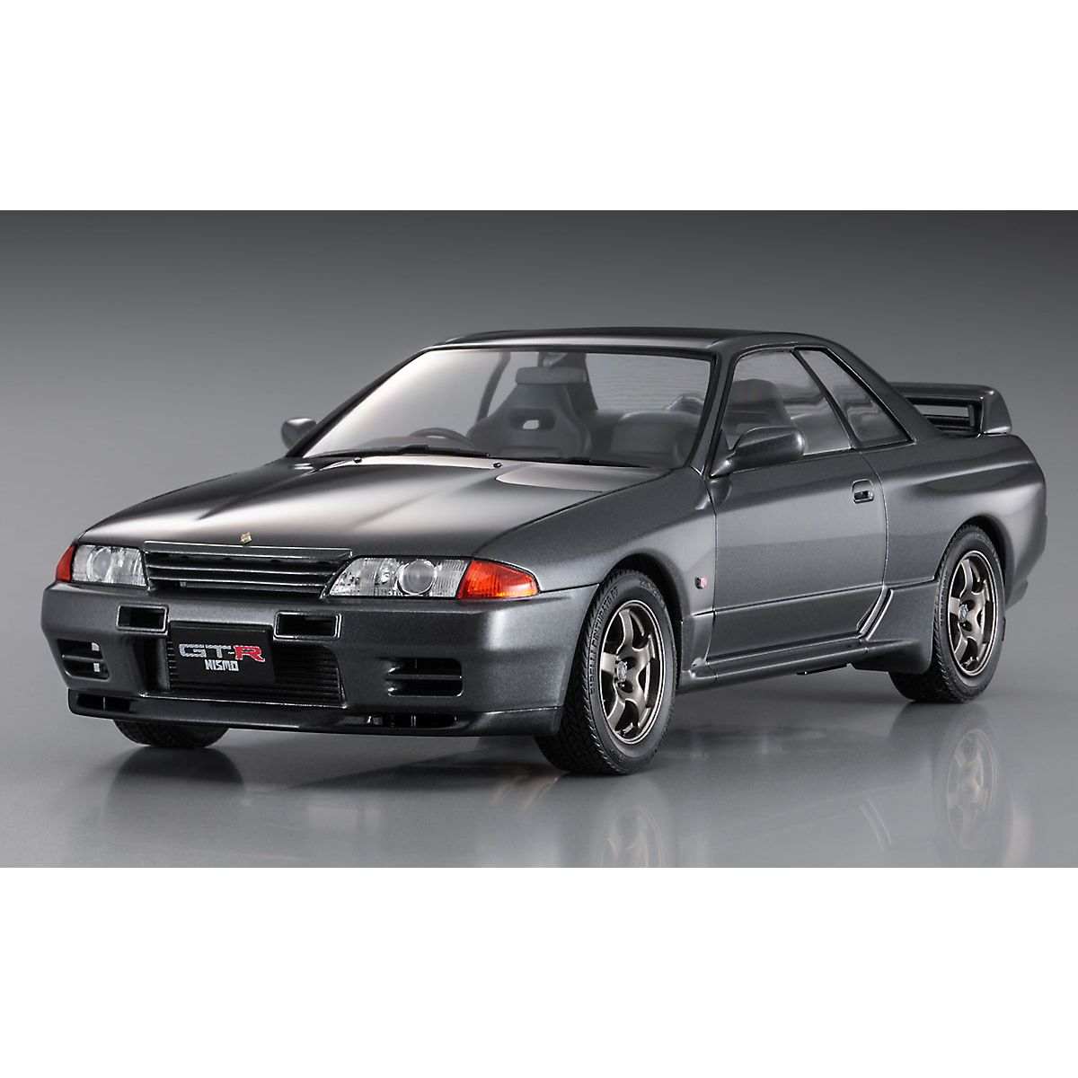 HASEGAWA 1/24 TOKYO XTREME RACER x HASEGAWA NISSAN SKYLINE GT-R (BNR32) Plamos