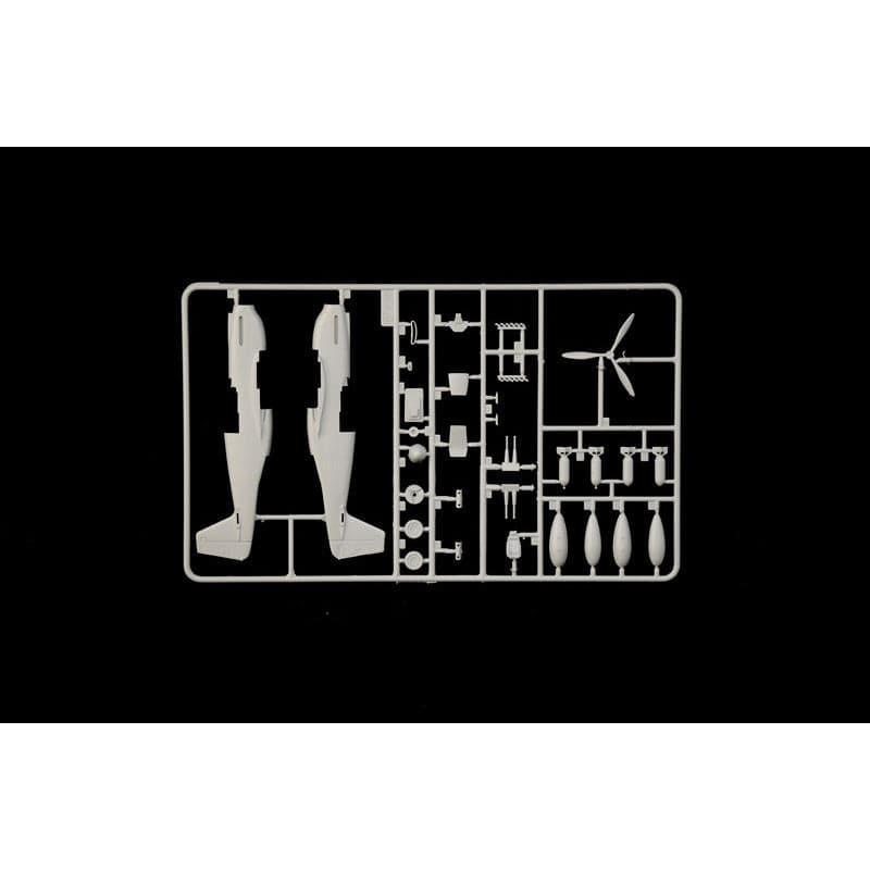 ITALERI 1/72 P-51A Mustang