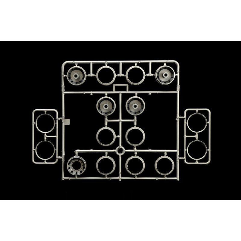 ITALERI 1/24 Freightliner Heavy Dumper Truck