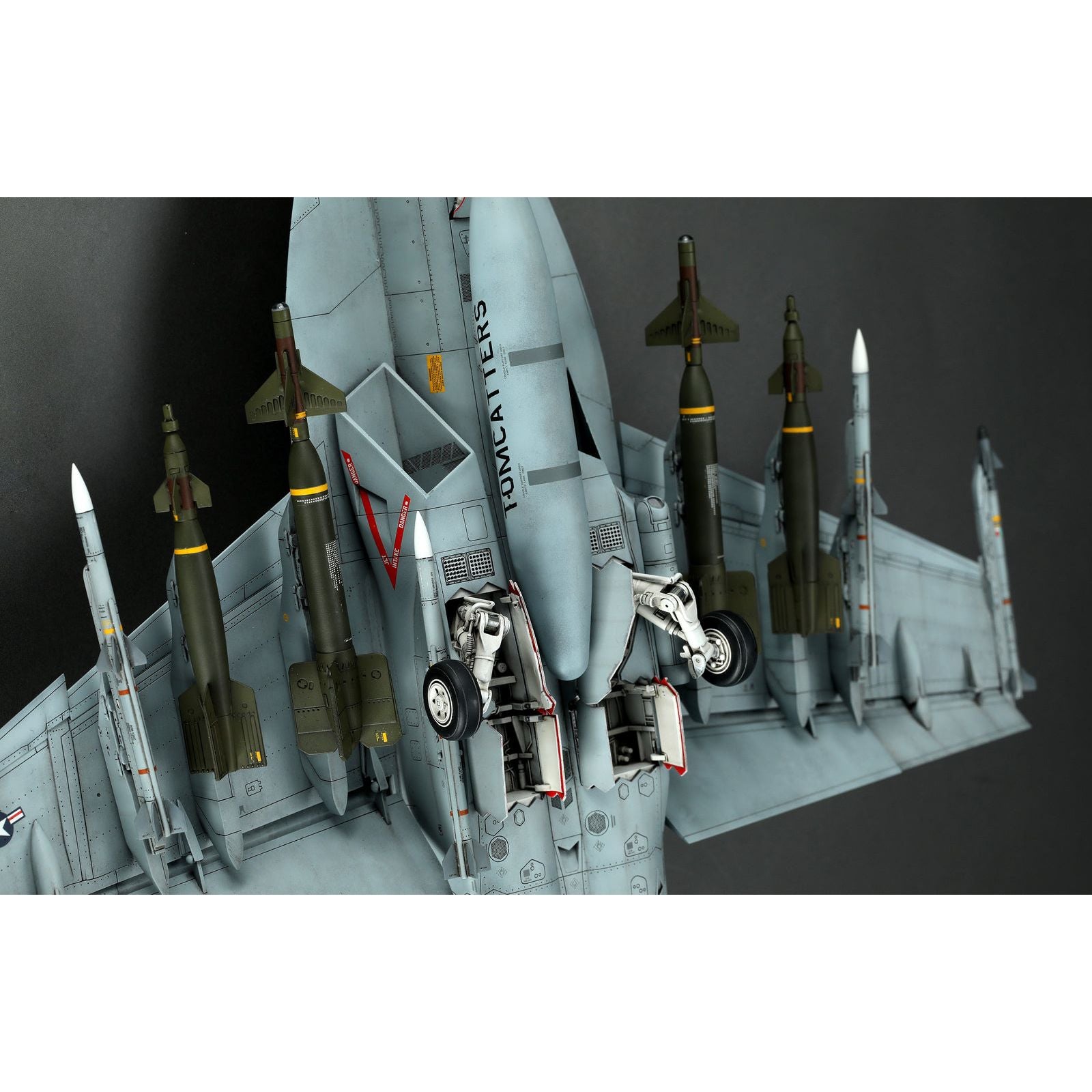 Meng 1/48 Boeing F/A-18E Super Hornet Plastic Model Kit