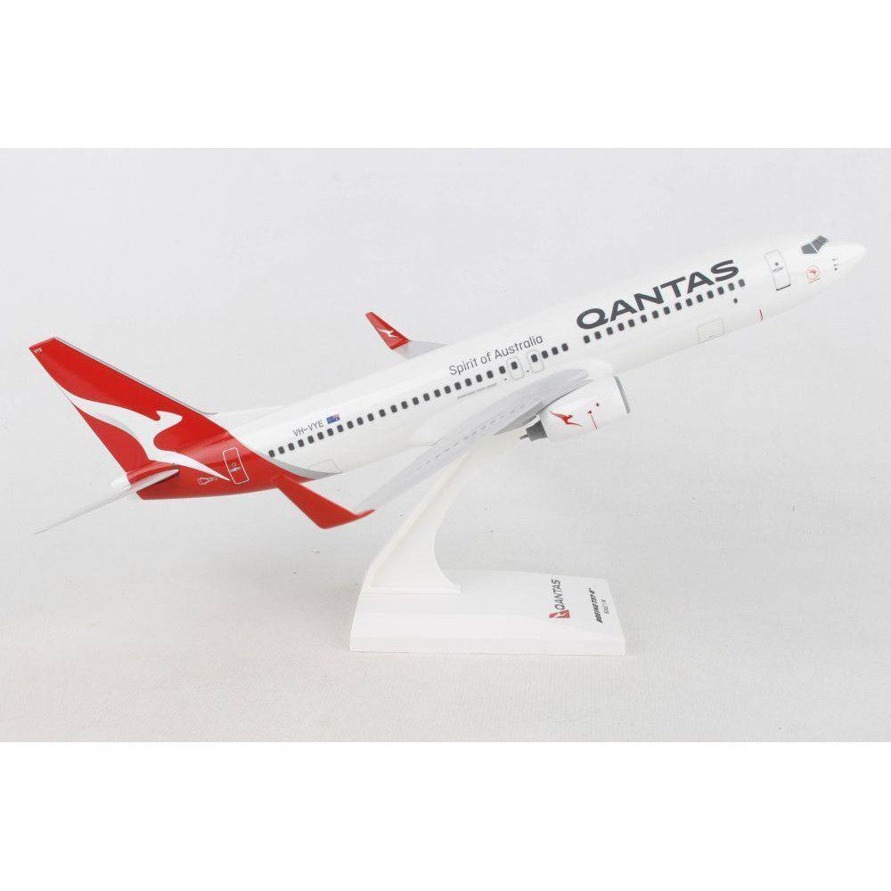 SKYMARKS 1/130 Qantas B737-800 New Livery