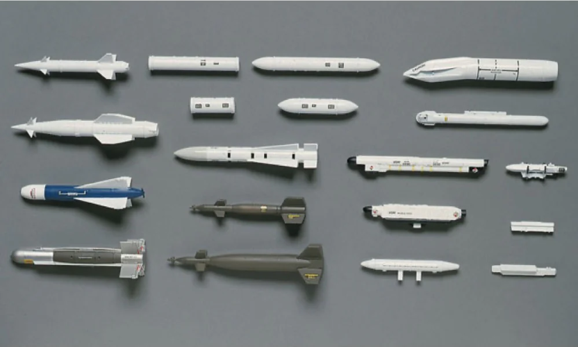 HASEGAWA 1/48 U.S. AIRCRAFT WEAPONS B