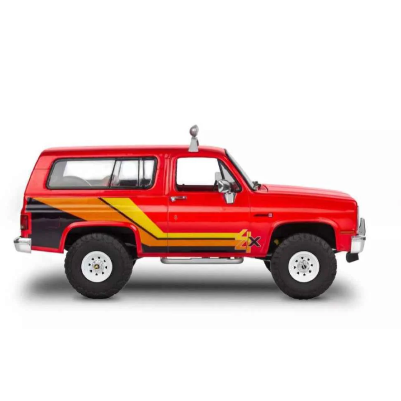 REVELL 1/25 1985 GMC JIMMY 4X4 HIGH ROLLER