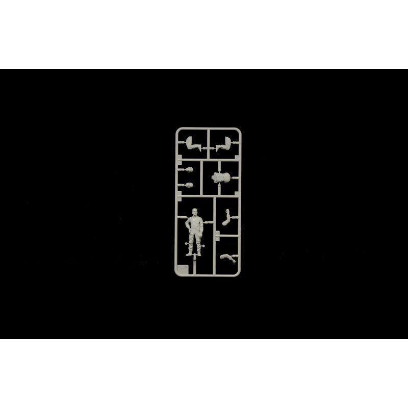 ITALERI 1/35 M.T.M. "Barchino"with Crew