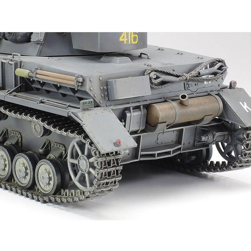 TAMIYA 1/35 Panzerkampfwagen IV Ausf. F