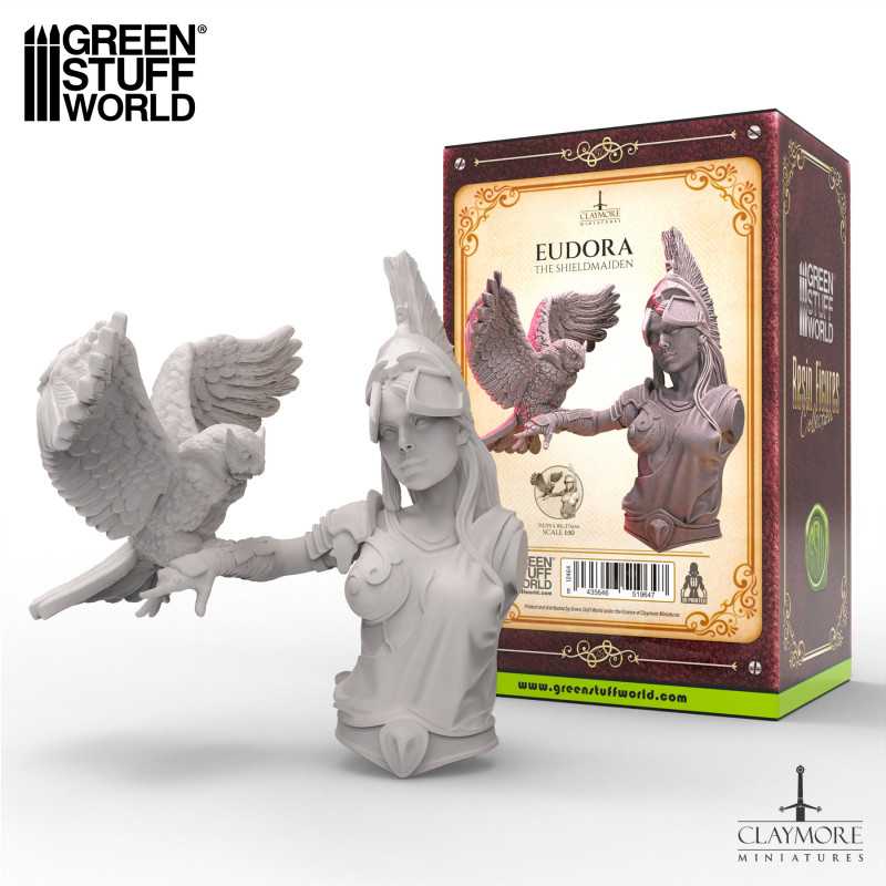 GREEN STUFF WORLD Claymore Miniatures - Eudora The Shieldmaiden