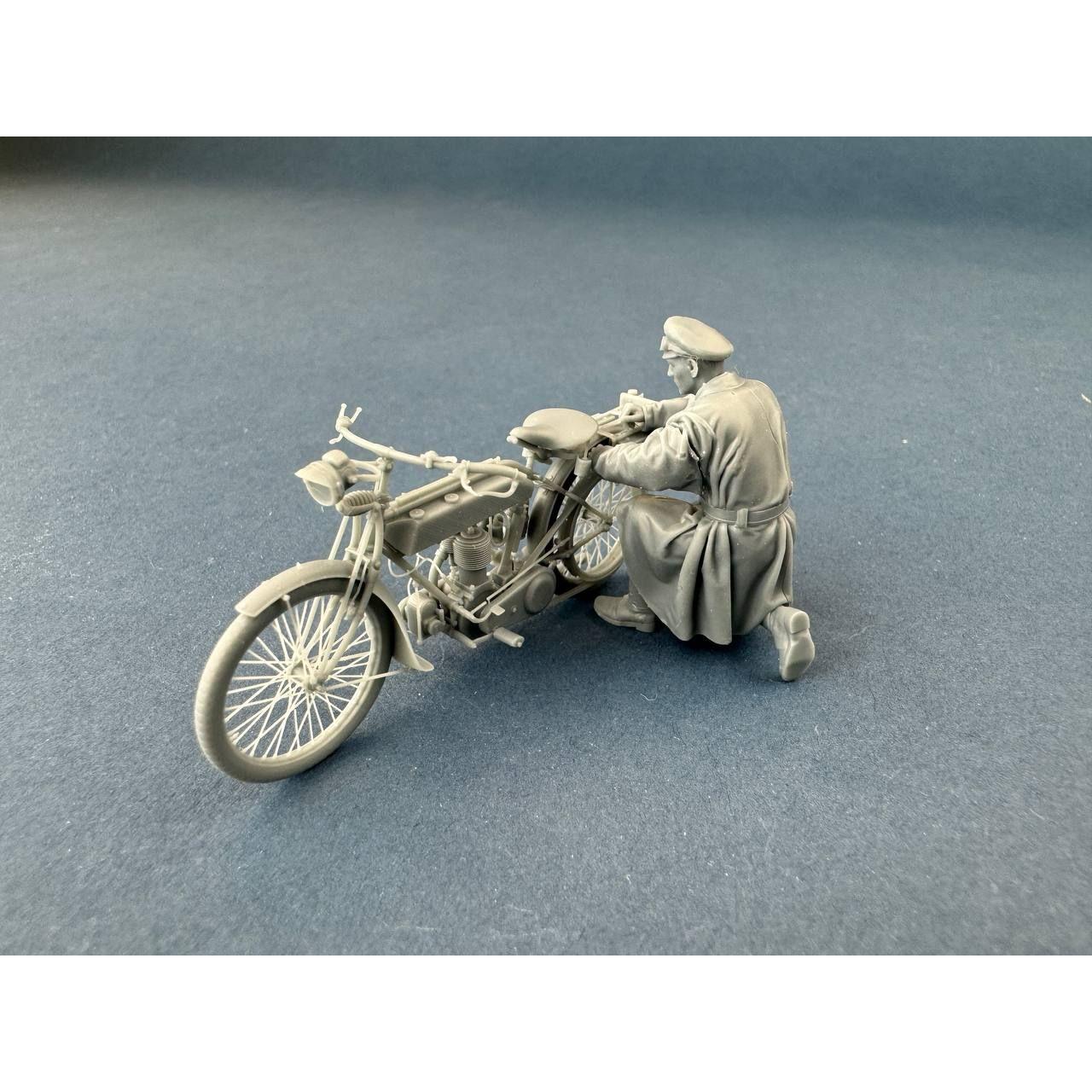 COPPER STATE MODELS British Dispatch Rider checking motorcycle