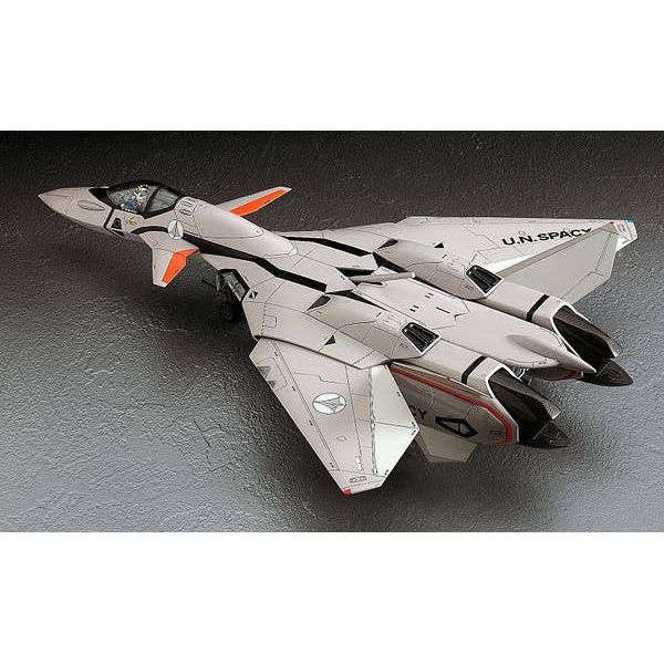 HASEGAWA 1/72 VF-11B Thunderbolt (Macross Plus)