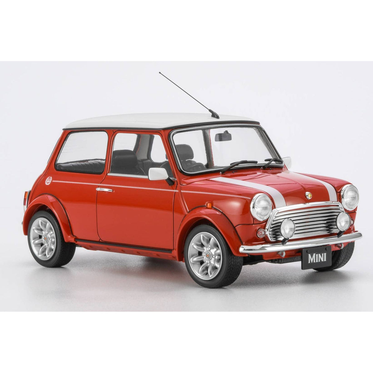 HASEGAWA 1/24 MINI COOPER w/GIRL’S FIGURE