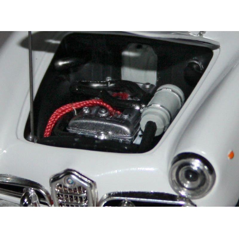 ITALERI 1/24 Alfa Romeo Giulietta Spider 1300