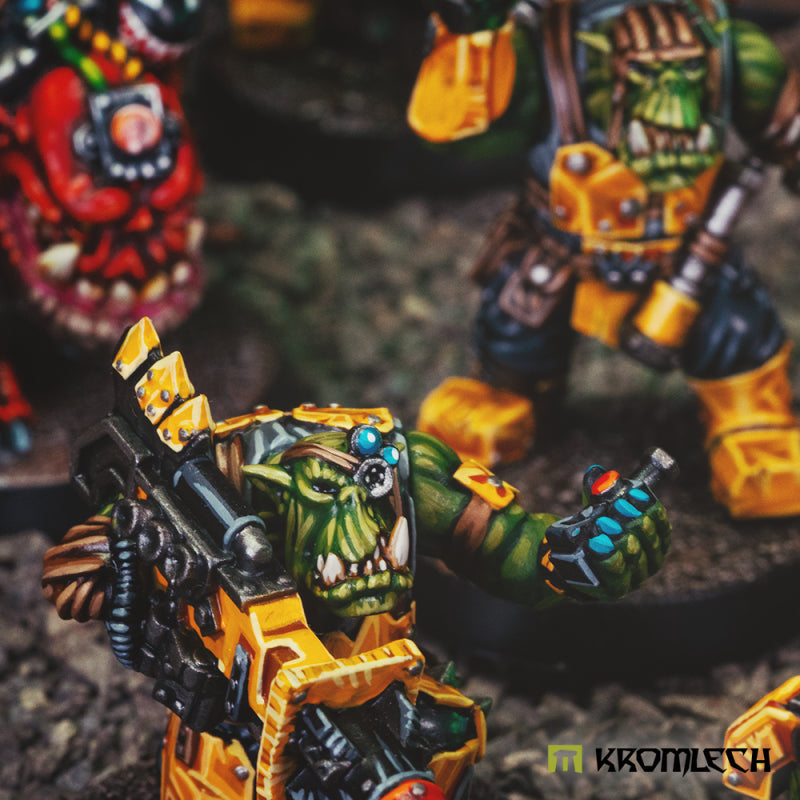 KROMLECH Orc Tank Hunters Heads (10)