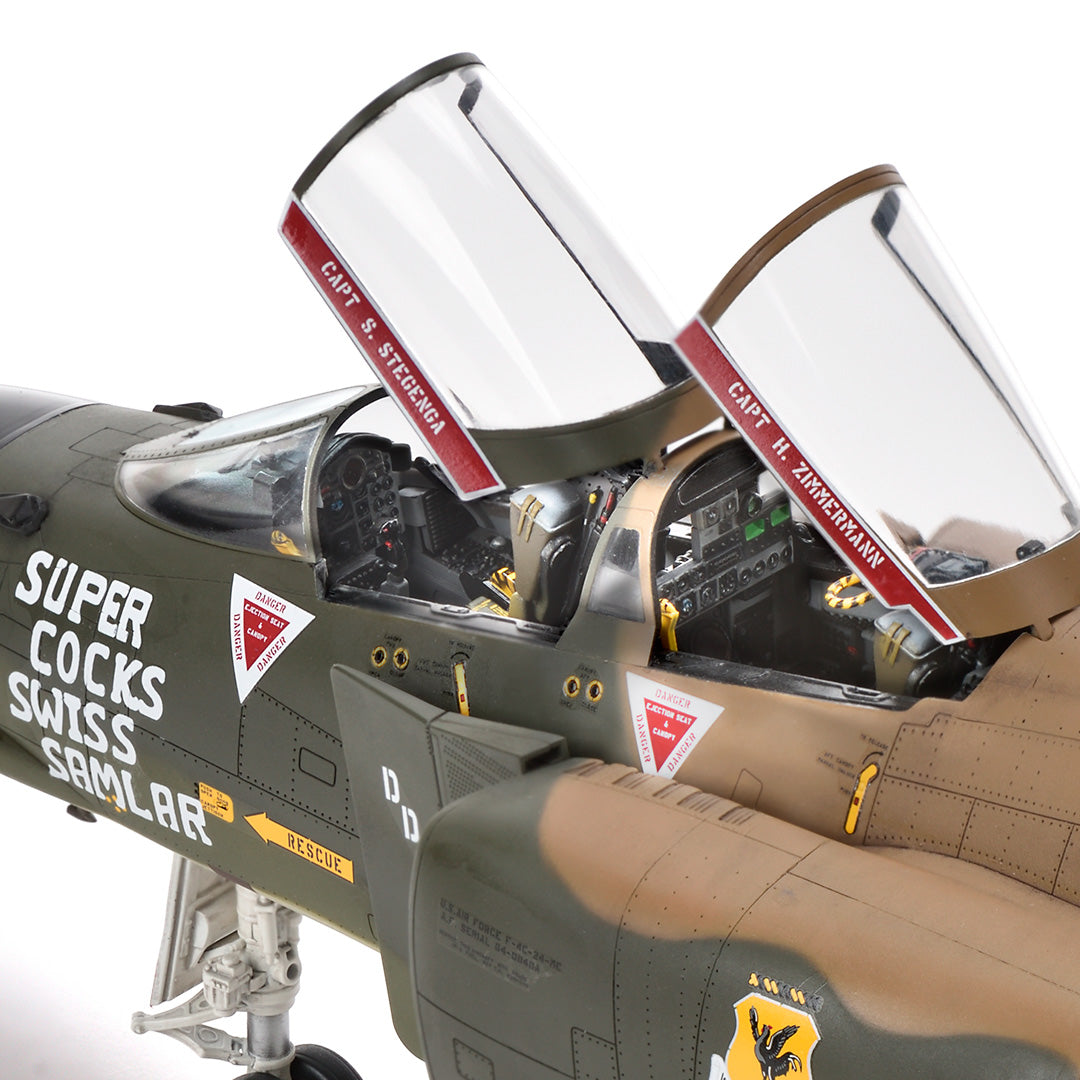 ZOUKEI MURA 1/48 F-4C Phantom II Wild Weasel IV Plastic Model Kit